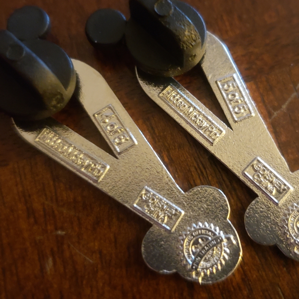 FULL SET 2010 Hidden Mickey Lanyard Medal Ribbons - Picture 3 of 3